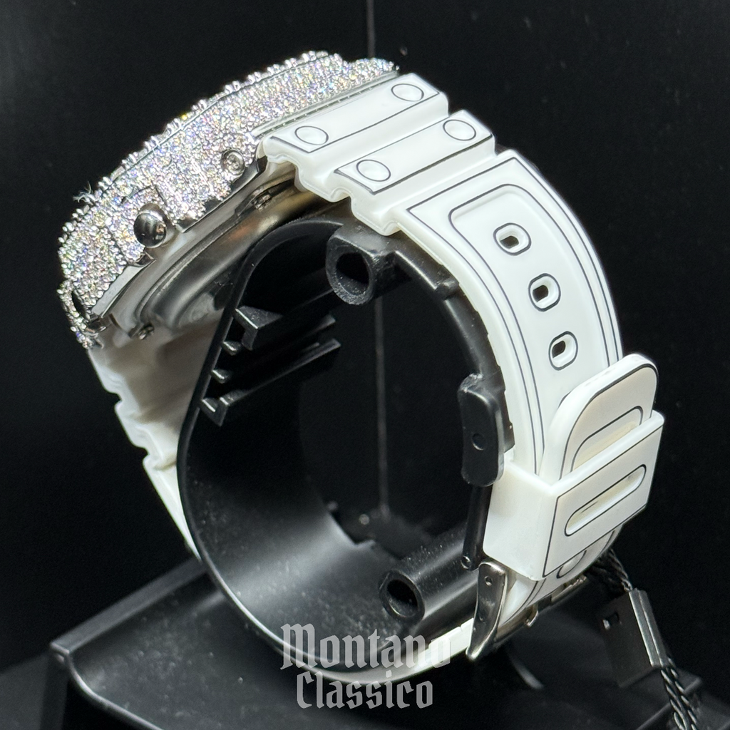 Flawless Moissanite VVS Iced Out Custom Watch - SANDA Black/White