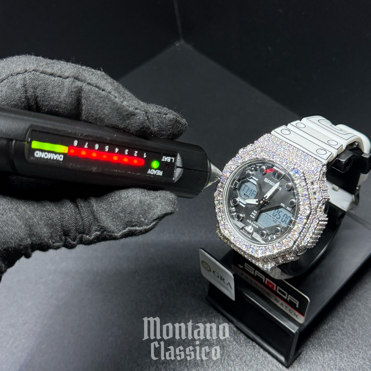 Flawless Moissanite VVS Iced Out Custom Watch - SANDA Black/White