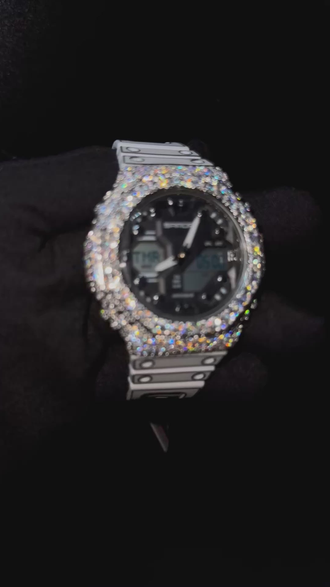 Flawless Moissanite VVS Iced Out Custom Watch - SANDA Black/White